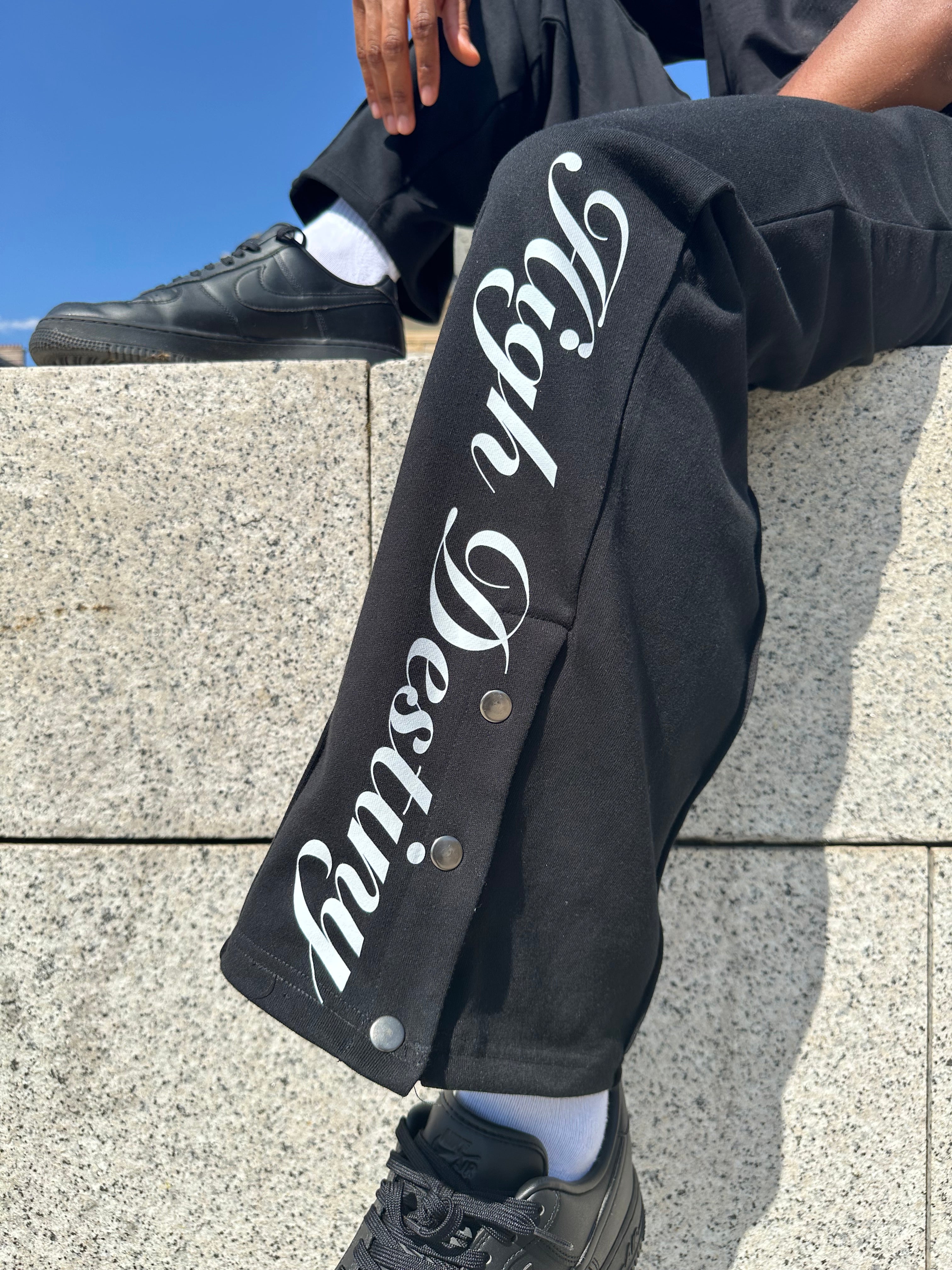 BUSINESSMAN - JOGGING